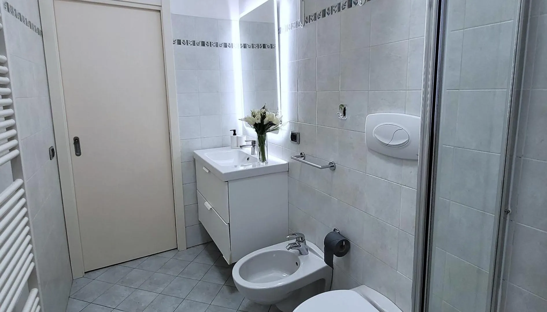 Apartment Onda Del Lago Mountain Lake Iseo Hospitality Castro