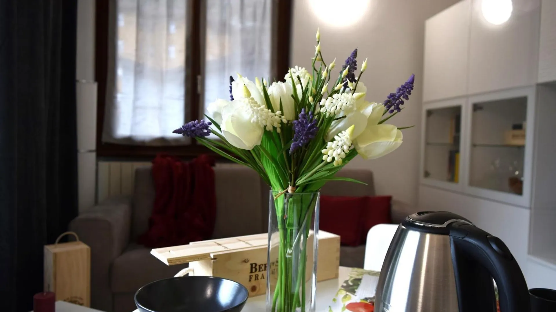 Onda Del Lago Mountain Lake Iseo Hospitality Castro  Italy