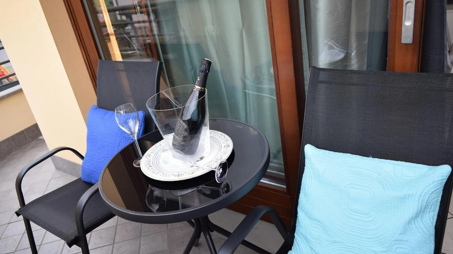 Onda Del Lago Mountain Lake Iseo Hospitality Castro  0*, Castro (Lombardy)